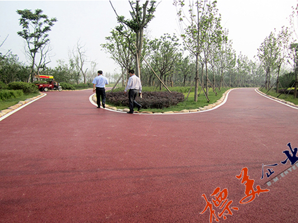 公園人行道