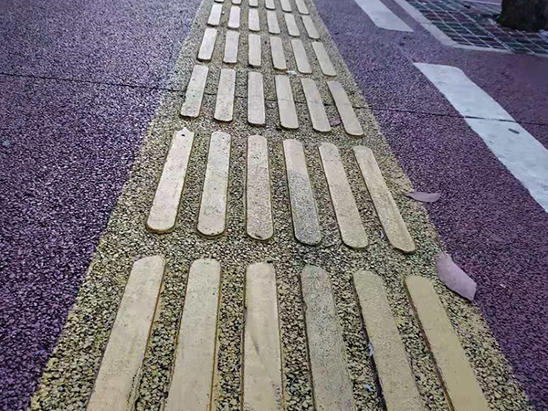 人行道案例