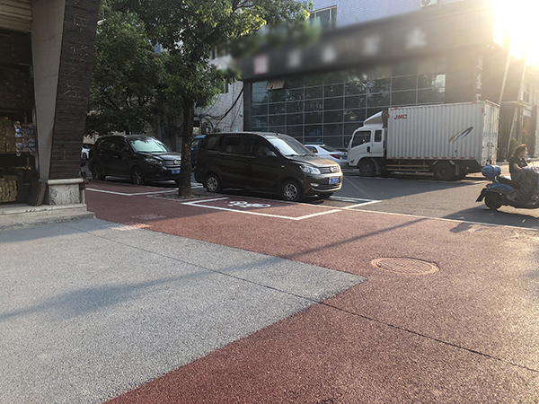 人行道案例